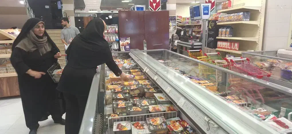 جذب نیروی کار خانم در فروشگاه زنجیره ای|استخدام خدمات فروشگاه و رستوران|لاهیجان, گلستان|دیوار