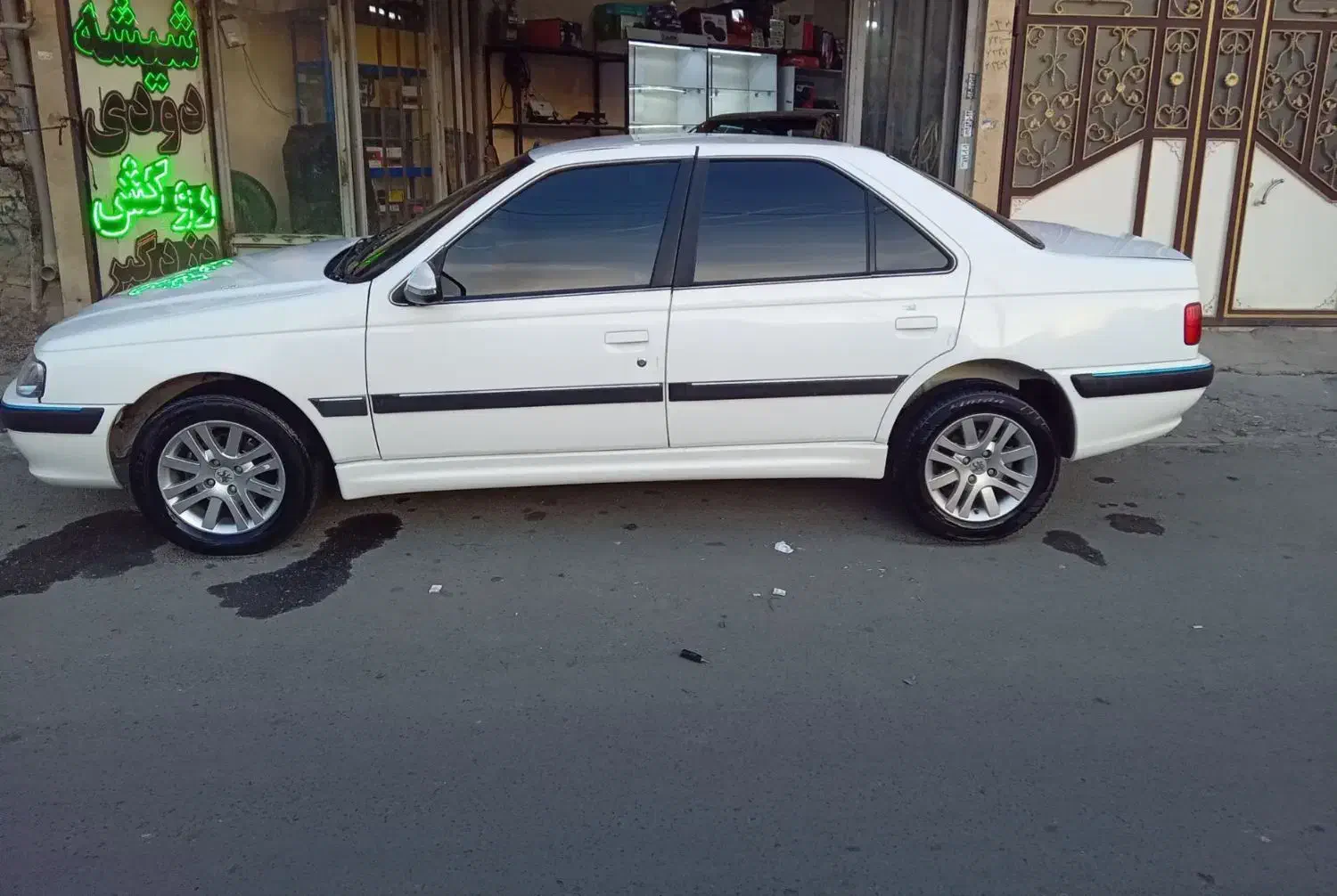 پژو پارس سفارشی ۱۴۰۱|خودرو سواری و وانت|شهریار, شهرک بهاران (ویره)|دیوار