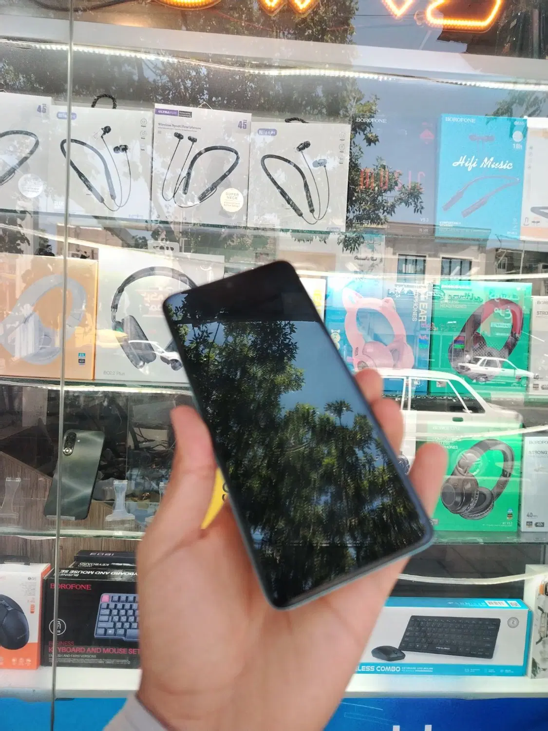 note 14|موبایل|قم, نیروگاه|دیوار