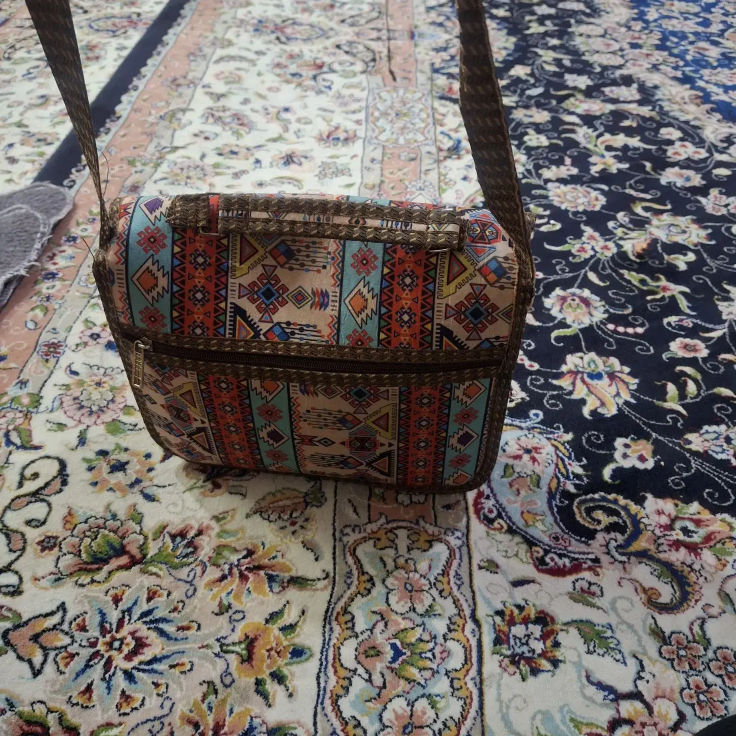 کیف زنانه دسته دار|کیف، کفش، کمربند|خرم‌آباد, |دیوار