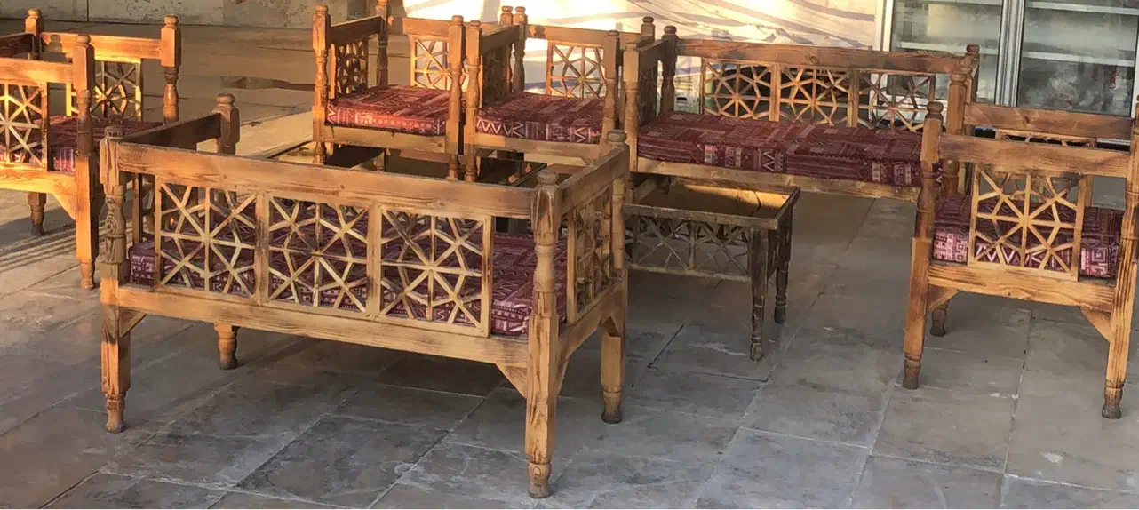 صندلی چوبی|کافی‌شاپ و رستوران|خرم‌آباد, |دیوار