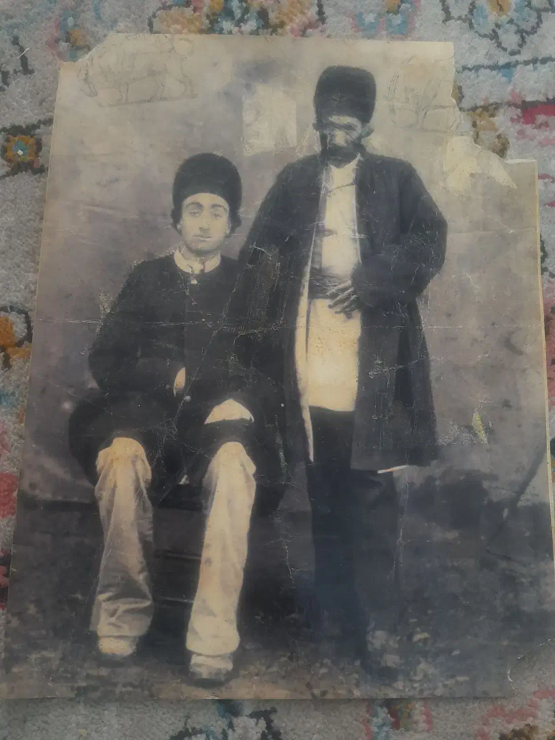 عکس قاجاری|کلکسیون اشیاء عتیقه|کرمان, |دیوار