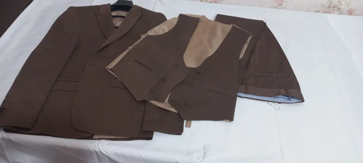 تعدادی لباس نو|لباس|اصفهان, شهرک پارسیان|دیوار