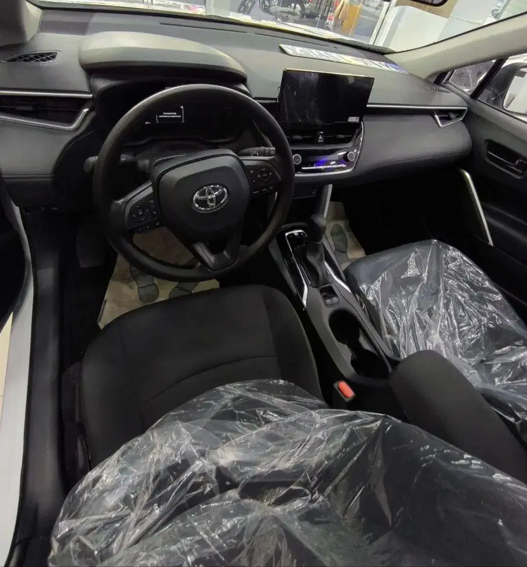 کرولاکراس هیبریدصفر*اقساط تحویل فوری و سند بنام *|خودرو سواری و وانت|تهران, اقدسیه|دیوار