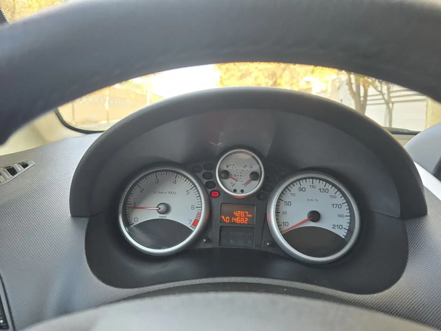 پژو ۲۰۷پانا مدل ۱۴۰۰فول کارکرد ۱۴هزارتا|خودرو سواری و وانت|مشهد, شهرک ابوذر|دیوار