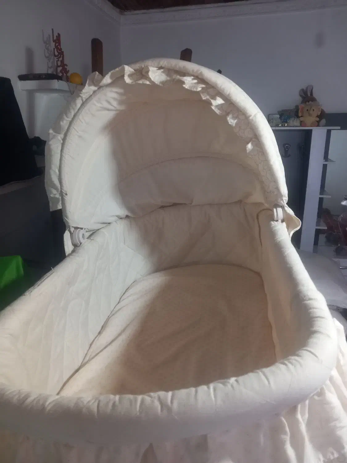 گهواره و تخت نوزاد|اسباب و اثاث بچه|آستارا, |دیوار