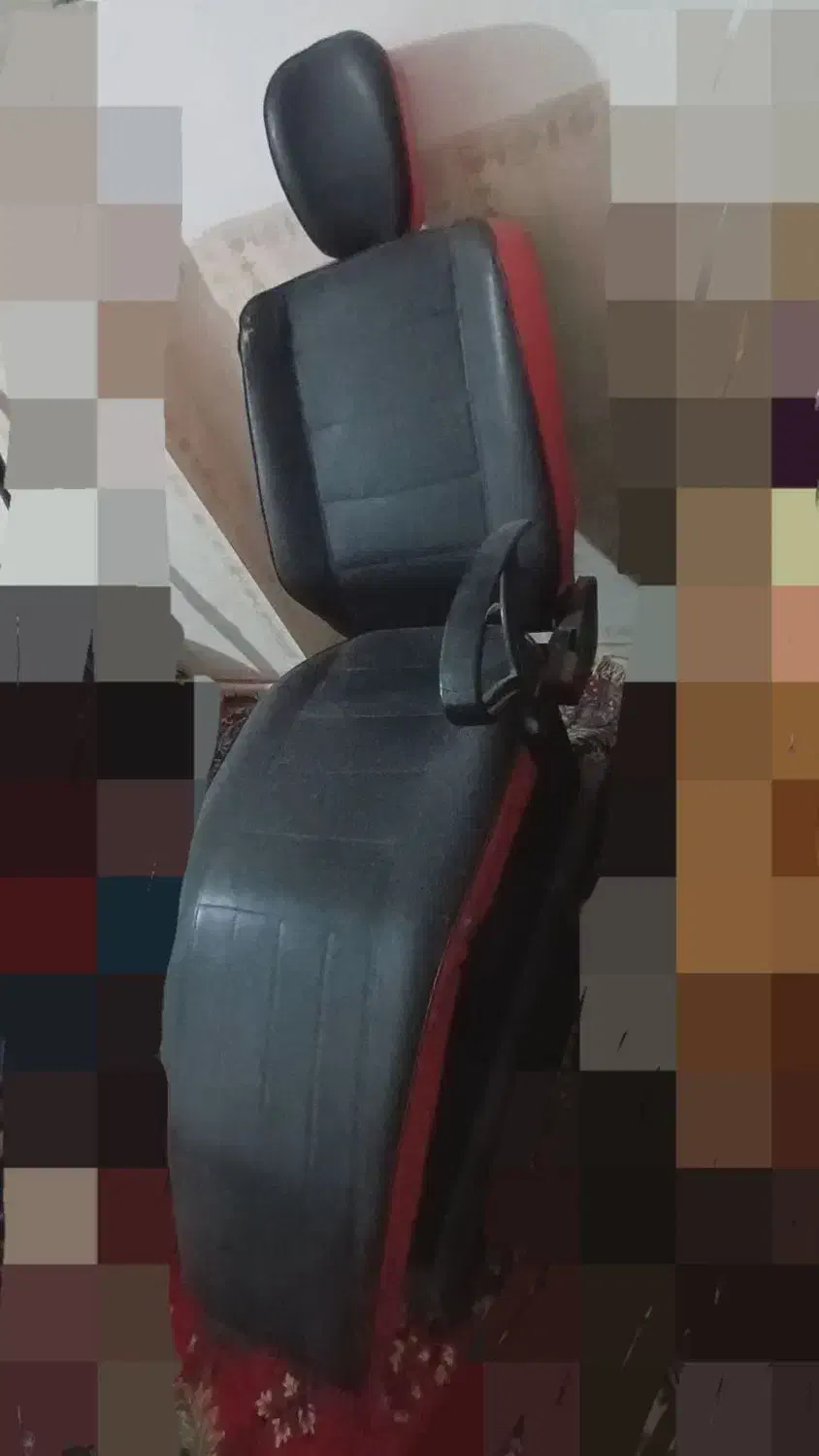 صندلی آرایشگاه  زنانه در حد نو|آرایشگاه و سالن‌های زیبایی|رضویه, |دیوار