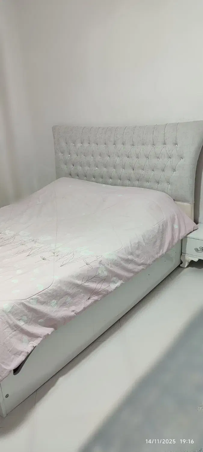 سرویس خواب|تخت و سرویس خواب|مهاباد (آذربایجان غربی), |دیوار