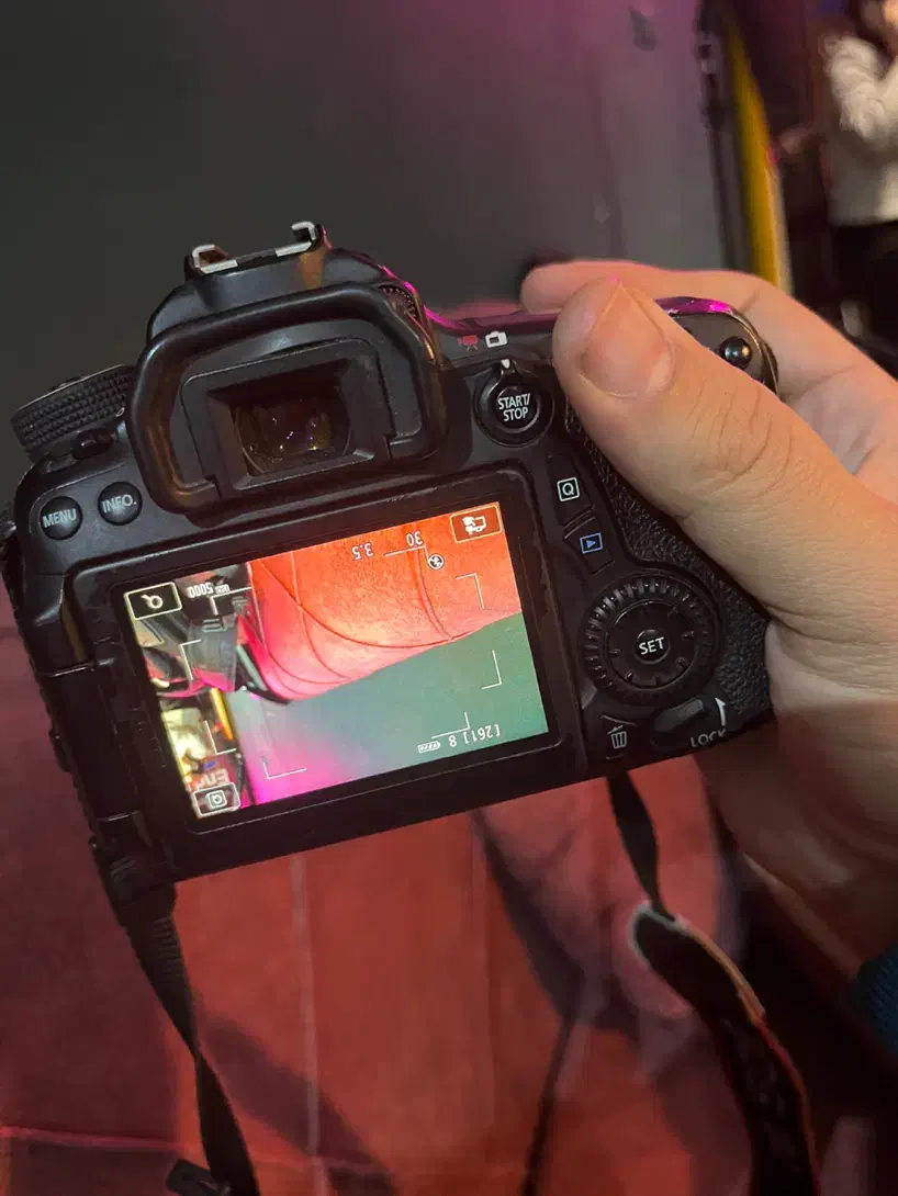 دوربین حرفه ای کنون۷۰d|دوربین عکاسی و فیلم‌برداری|آزادشهر, |دیوار