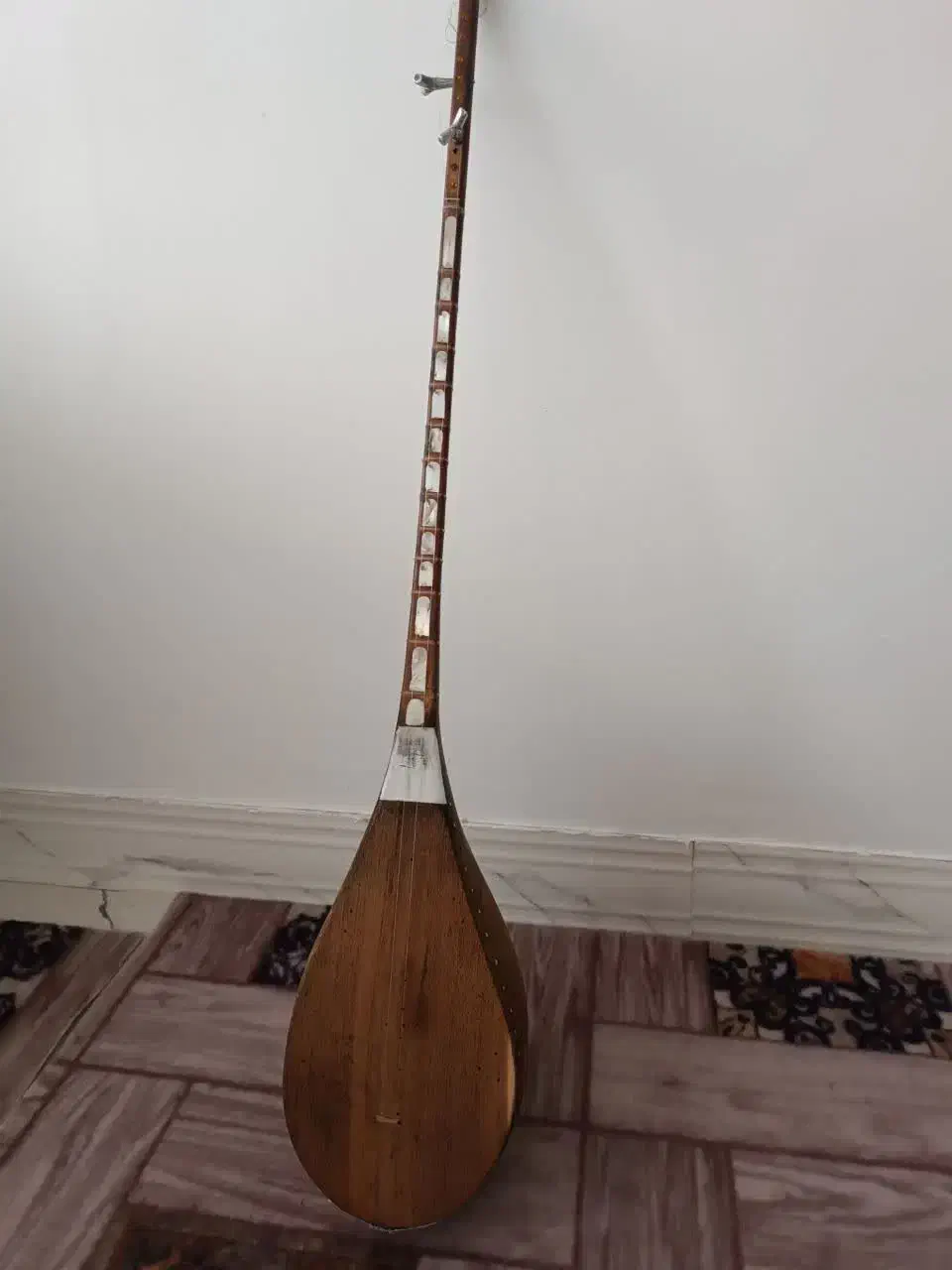 دوتار|سازهای سنتی|قوچان, |دیوار