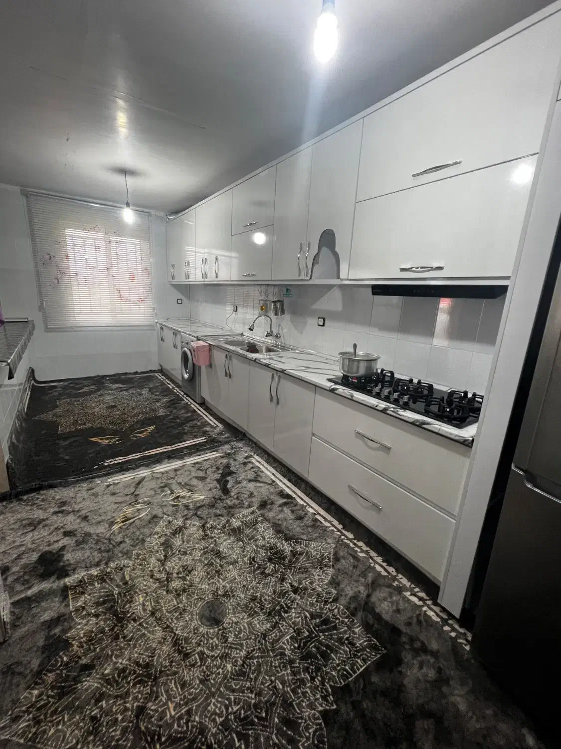 همراه مریض خانم|استخدام سرایداری و نظافت|نسیمشهر, |دیوار