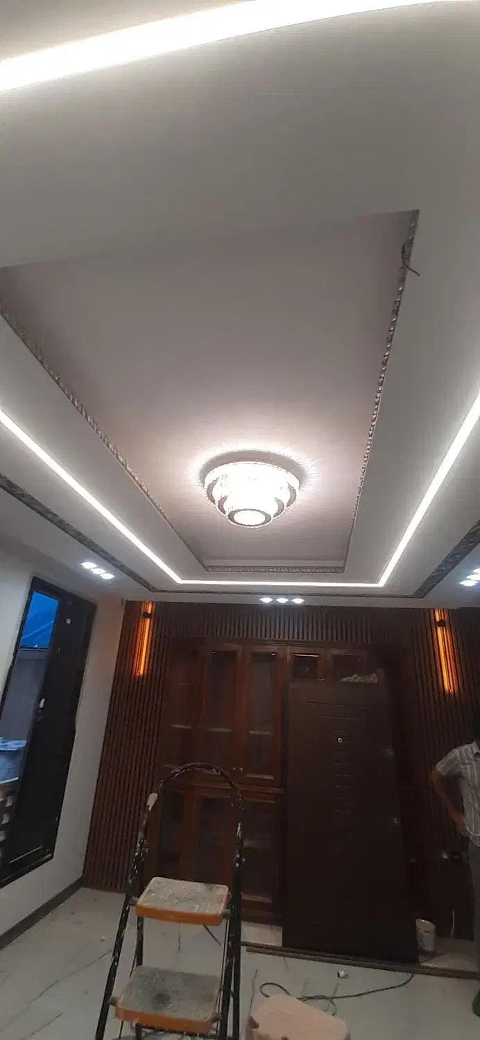 برقکار ساختمان صنعتی برق فشار قوی و ضعیف و هوشمند|خدمات پیشه و مهارت|اصفهان, جلفا|دیوار