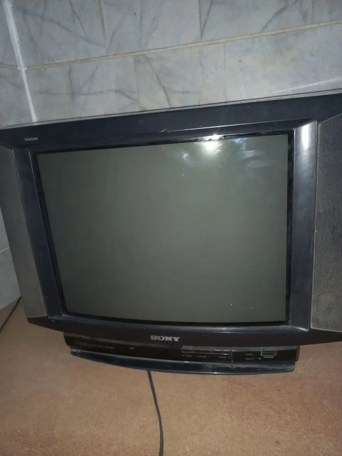 تلویزیون نیم سوزبزرگ|تلویزیون و پروژکتور|میبد, |دیوار