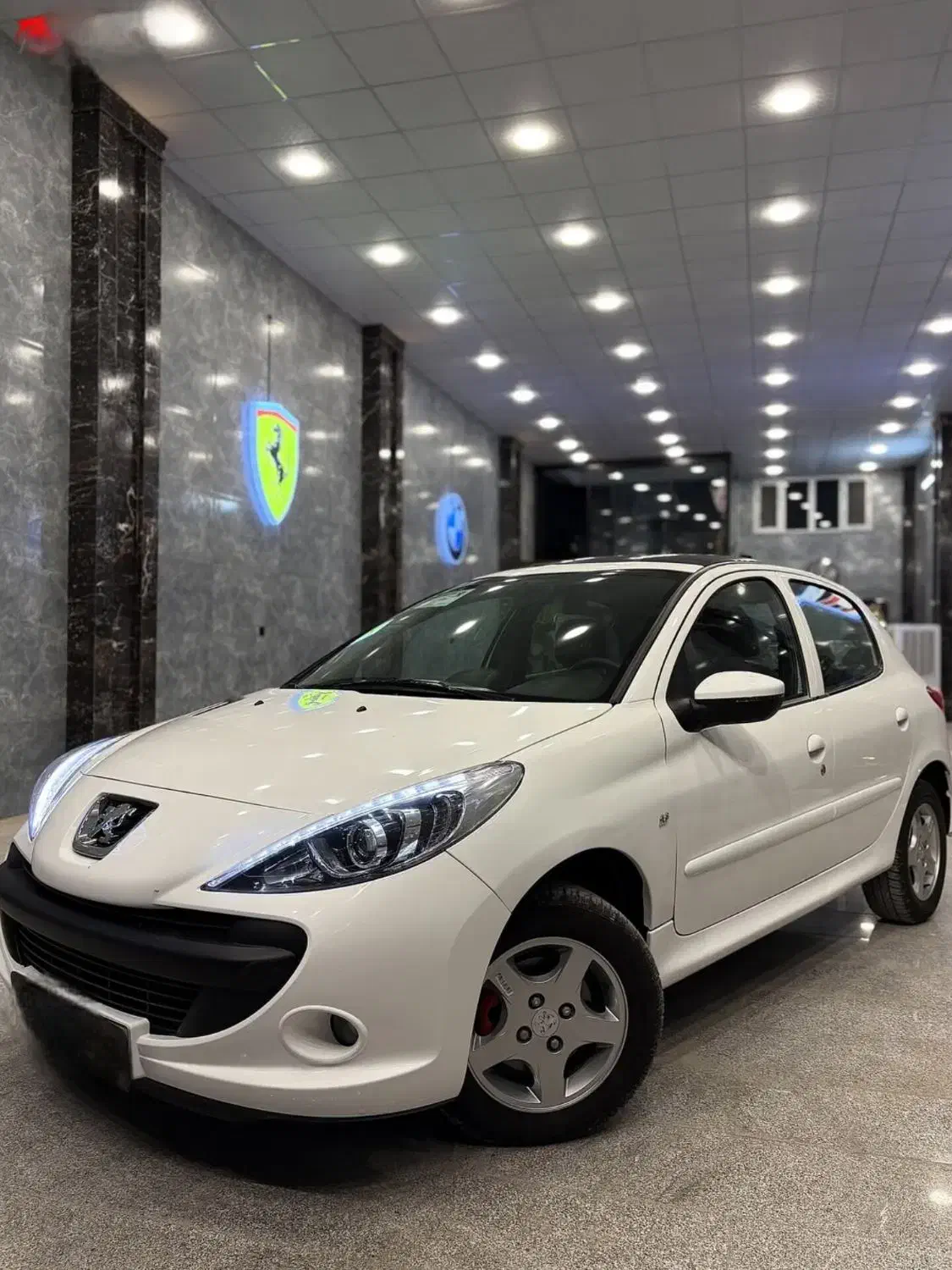 پژو ۲۰۷ مدل ۴۰۱ پانا|خودرو سواری و وانت|همدان, |دیوار