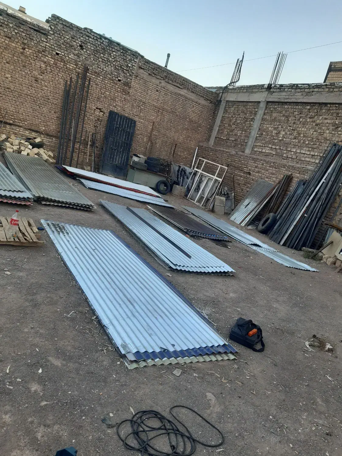 رفسنجان.خریدوفروش ورق کرکره وقوطی دسته دوم ونو|مصالح و تجهیزات ساختمان|رفسنجان, |دیوار