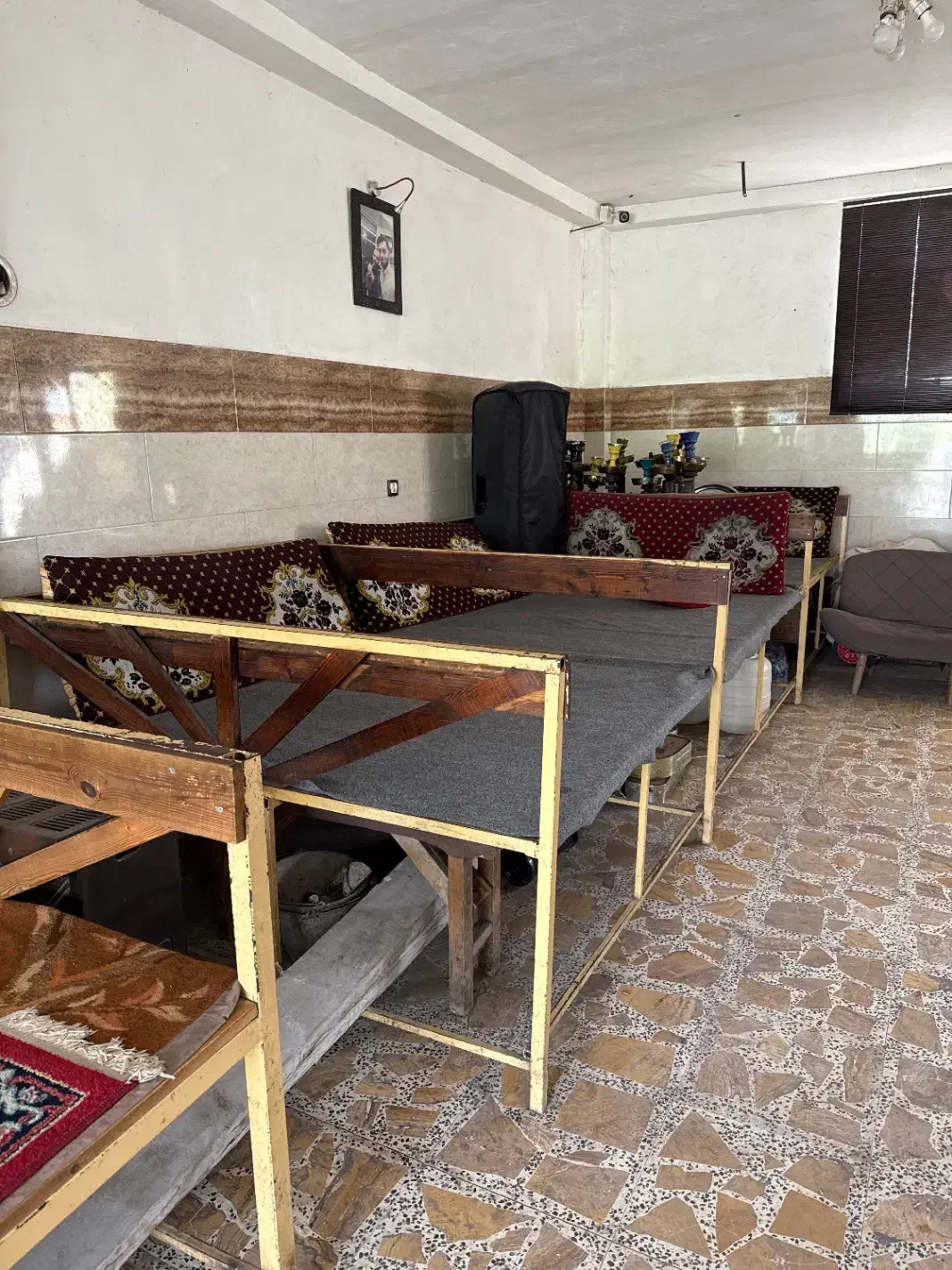 تخت کافه رستوران|کافیشاپ و رستوران|خشکبیجار, |دیوار