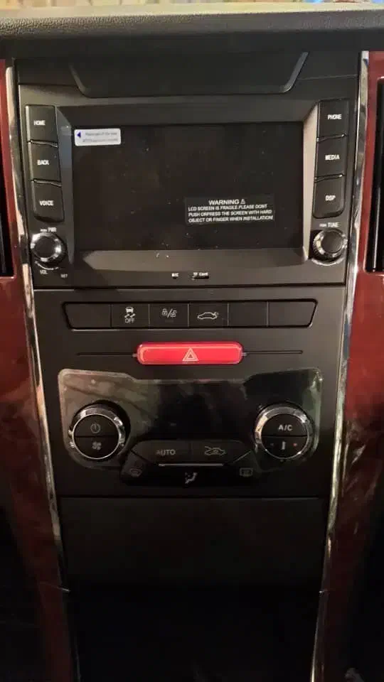 دنا پلاس ۶ دنده معمولی ، مدل ۱۴۰۴|خودرو سواری و وانت|یزد, |دیوار