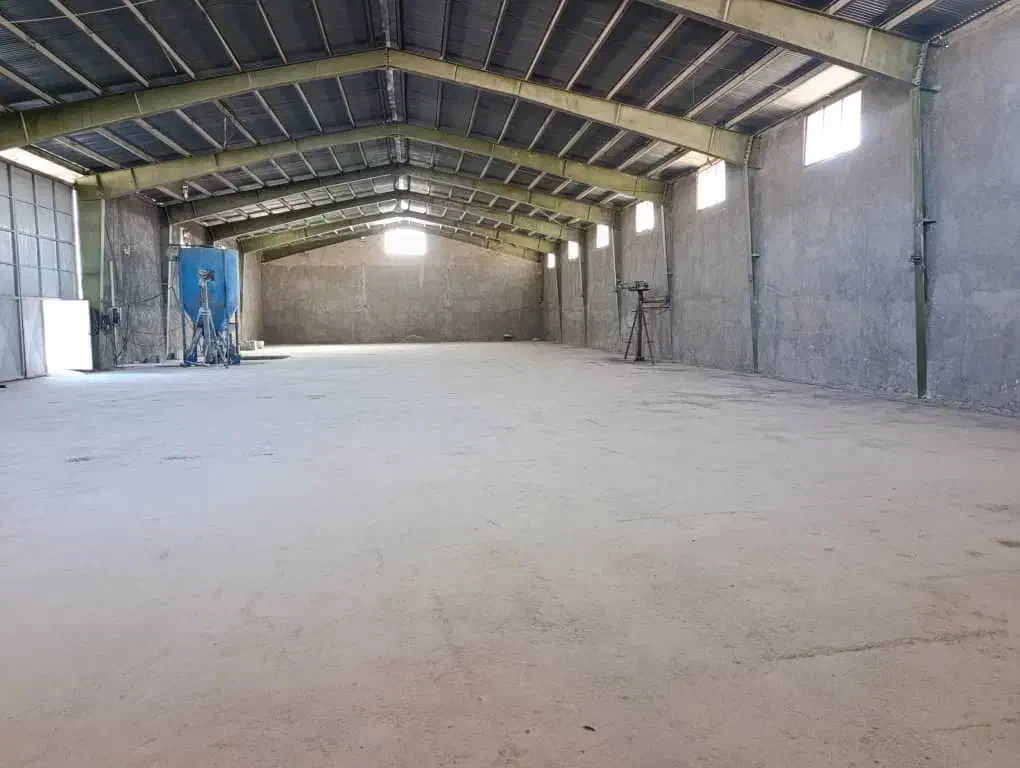 اجاره مرغداری تخم گذار85هزاری باپروانه ومجوزممیزی|اجارهٔ دفتر صنعتی، کشاورزی، تجاری|تیران, |دیوار