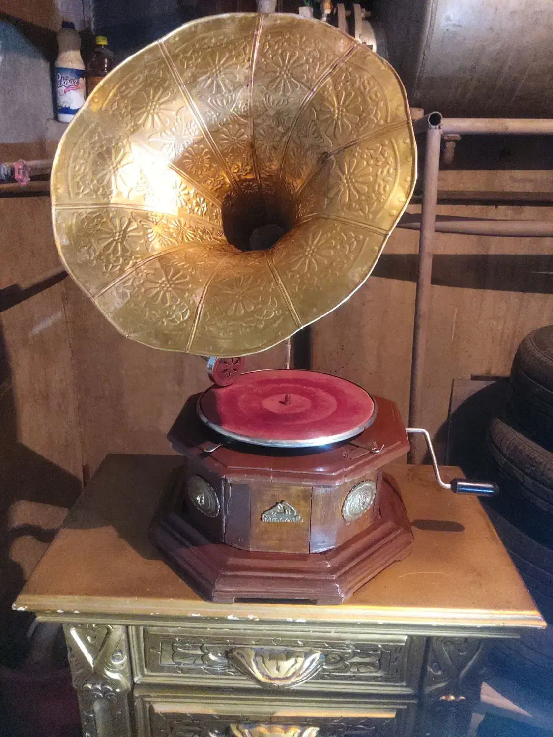 گرامافون کوکی قدیمی سالم گرام|کلکسیون اشیاء عتیقه|تهران, خواجه نظام الملک|دیوار