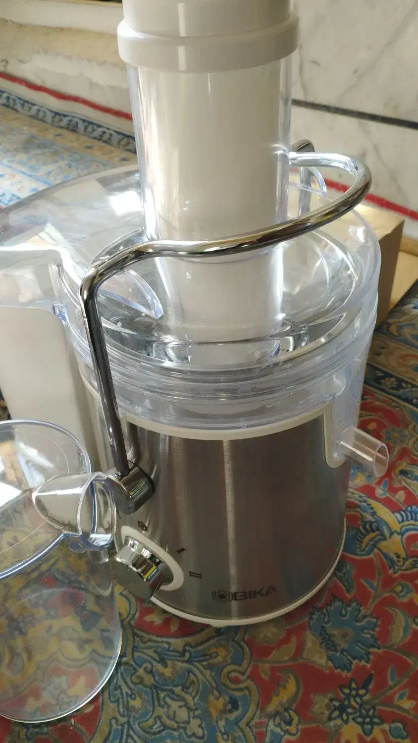 آبمیوه گیری مخصوص عروس|آبمیوهگیر و آبمرکباتگیر|کاشان, راوند|دیوار