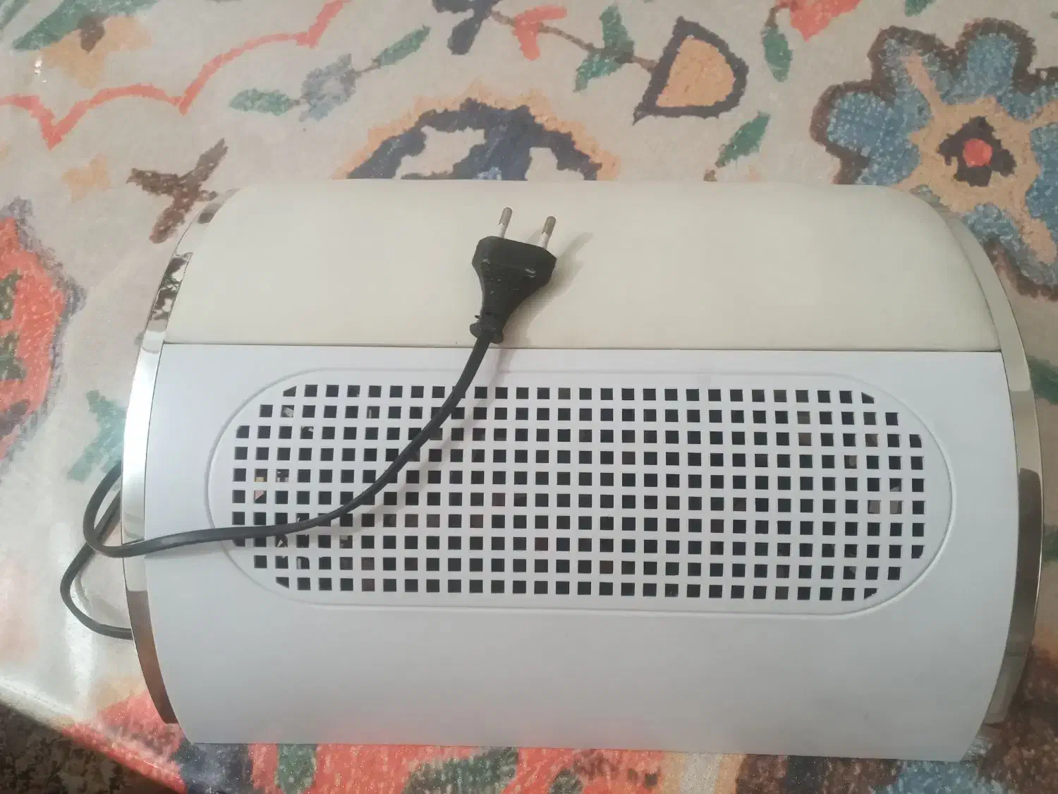 فن ناخن کاملا نو و سالم زیر قیمت|آرایشگاه و سالن‌های زیبایی|نوشهر, |دیوار