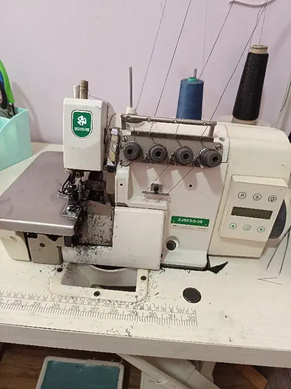 سردوز صنعتی ۵ نخ|چرخ خیاطی و ریسندگی|کاشمر, |دیوار