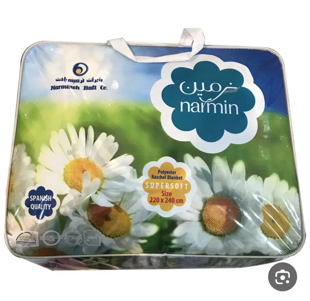 پتونرمینه|رختخواب، بالش، پتو|شیراز, شهرک گلها|دیوار