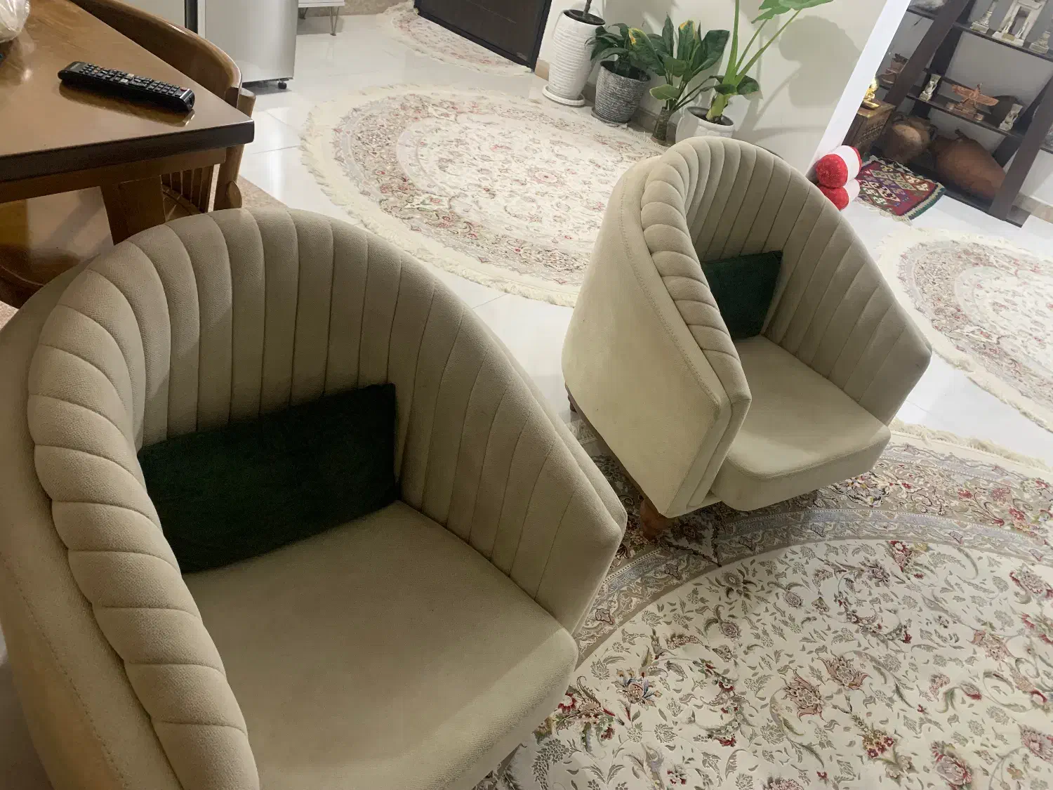 مبل|مبلمان خانگی و میز عسلی|تالش, جوکندان|دیوار