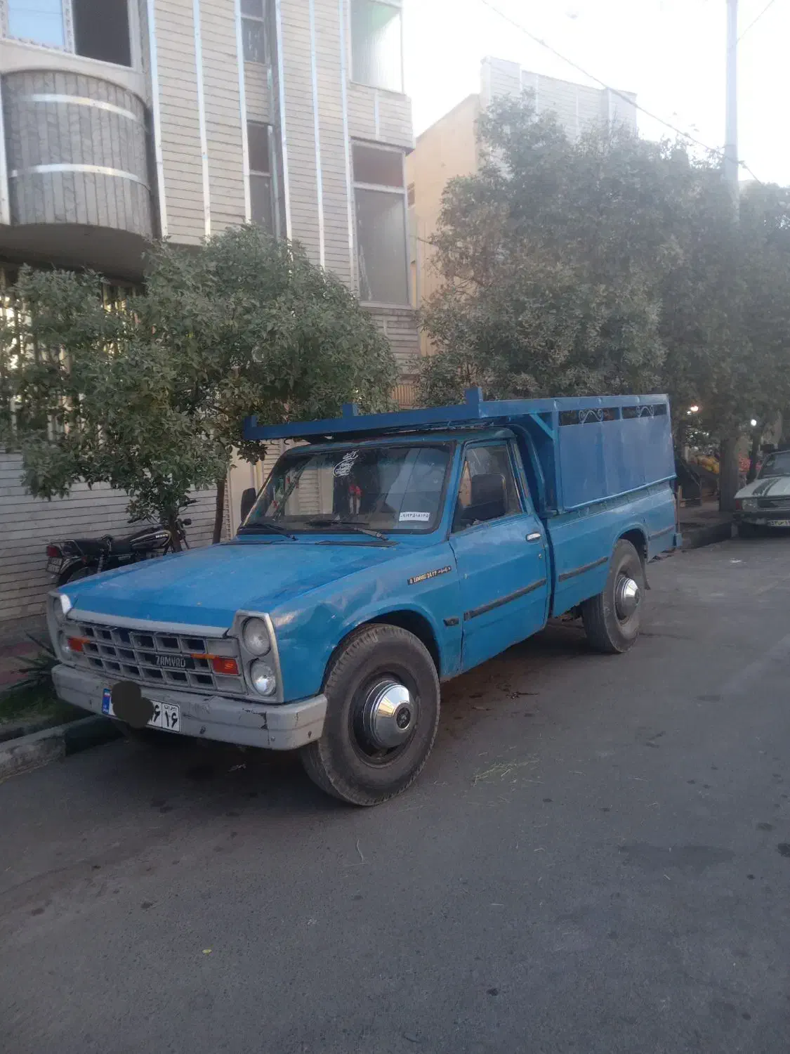 نیسان مدل ۸۲|خودرو سواری و وانت|قم, چهار مردان|دیوار