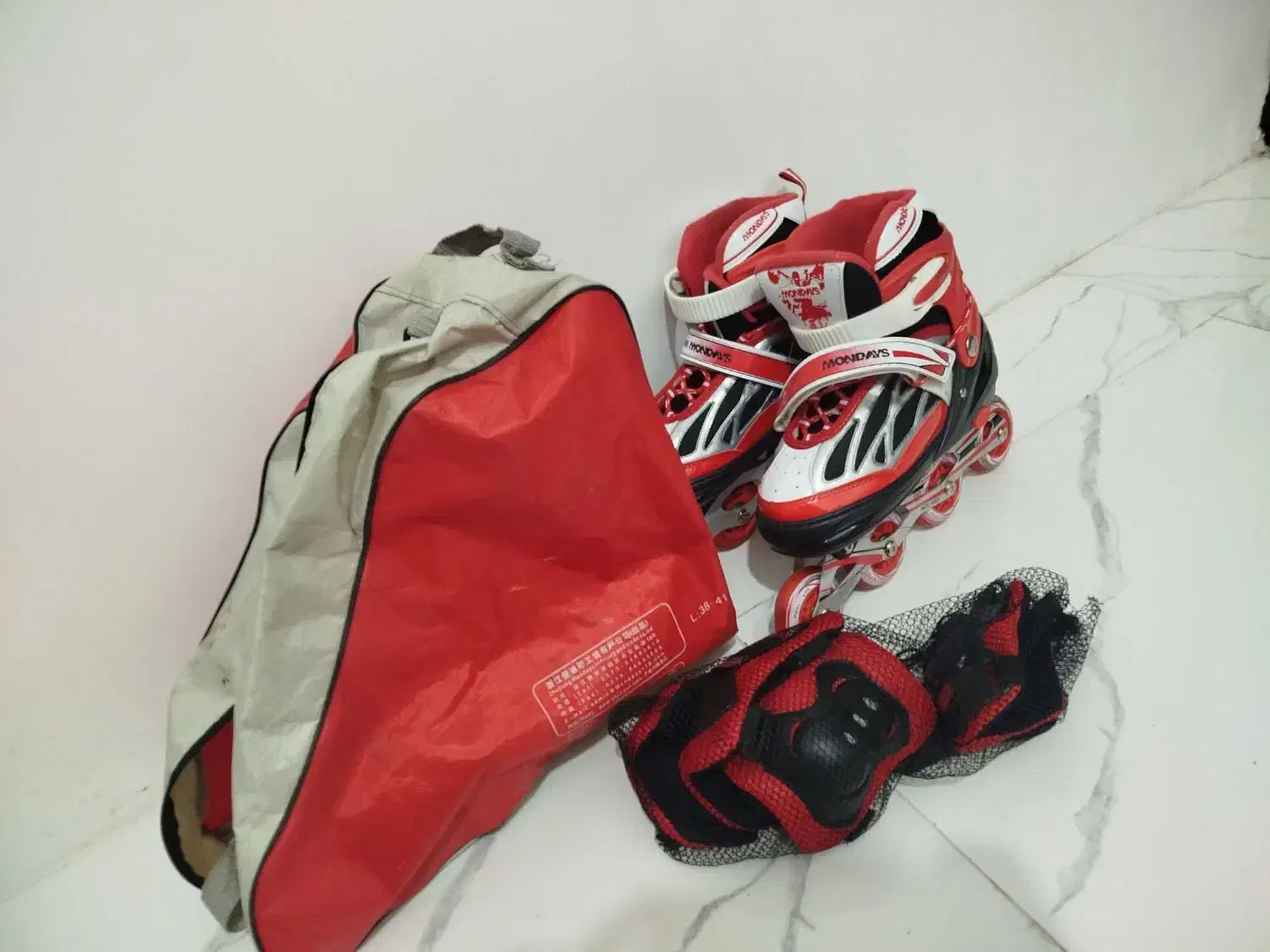 اسکیت حرفه ای مدل Mondays|دوچرخه، اسکیت، اسکوتر|چهارباغ, |دیوار