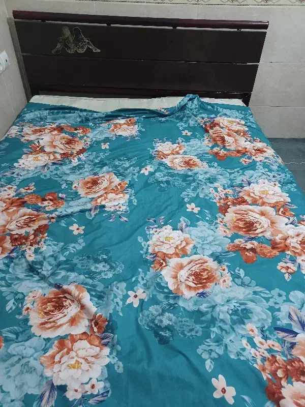 تخت خواب ۲نفره|مبلمان خانگی و میز عسلی|دشتابی, |دیوار