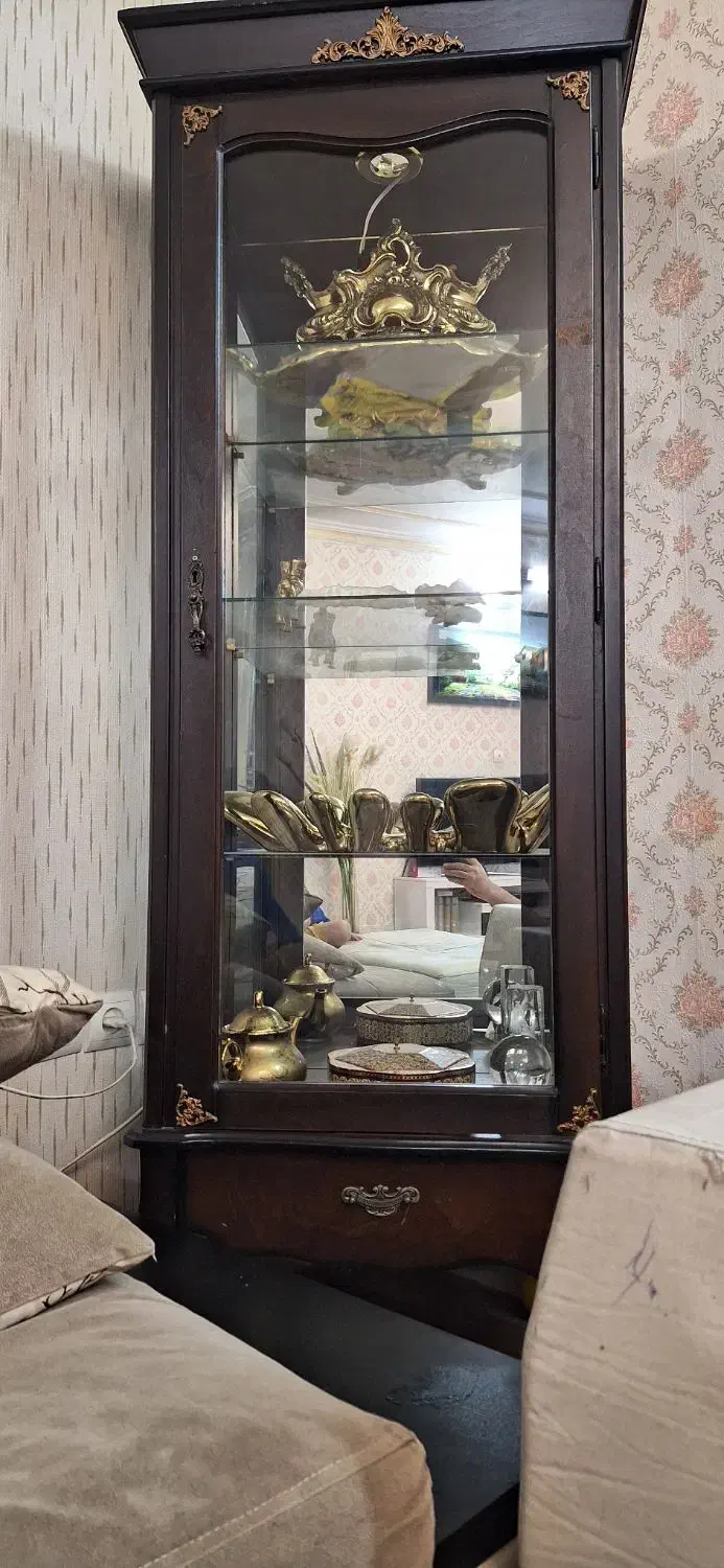 شمعدون و بوفه و میز تلوزیون|حراج|تهران, خلیج فارس|دیوار