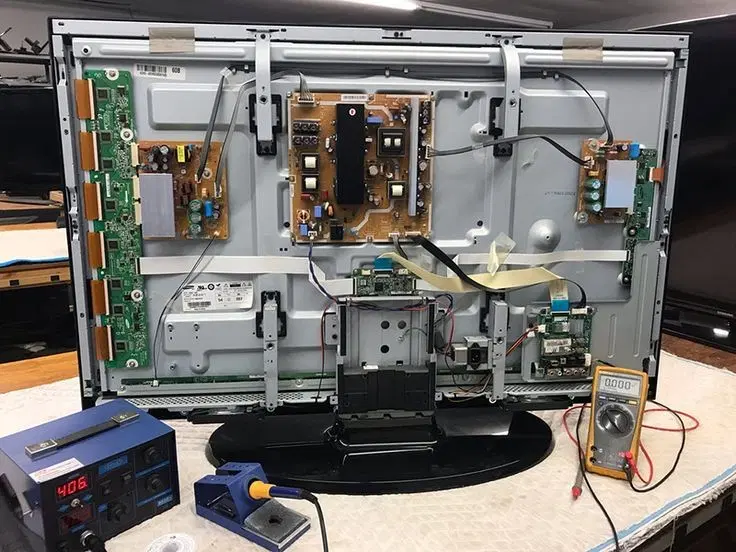 آموزش تعمیر بردهای الکترونیکی و LCD|خدمات آموزشی|اصفهان, فرهنگیان|دیوار