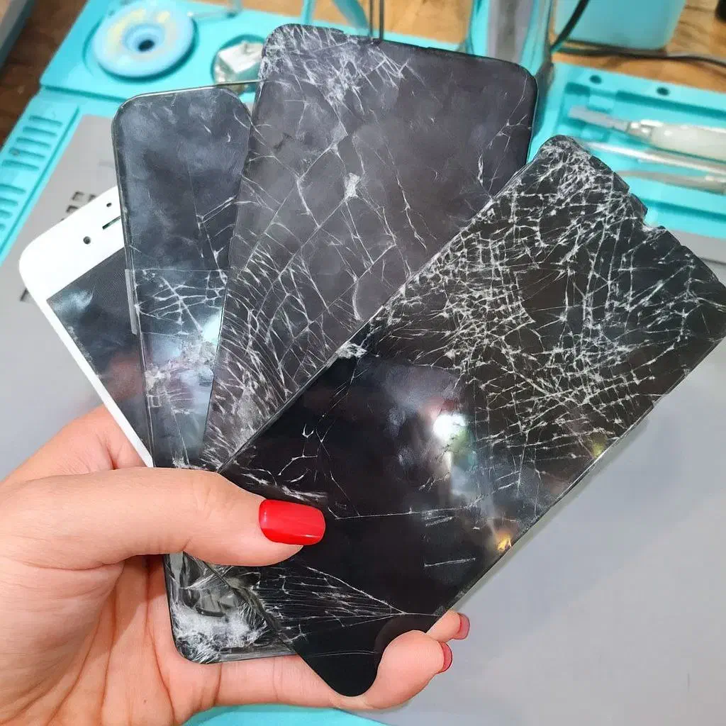 مرکز تخصصی تعویض ال سی دی LCD و تعمیرات موبایل|لوازم جانبی موبایل و تبلت|مشهد, شهرک رازی (شهرک غرب)|دیوار