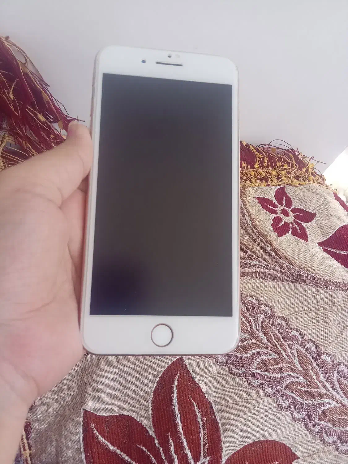 ایفون ۸پلاس|موبایل|گلبهار, شهر جدید گلبهار|دیوار