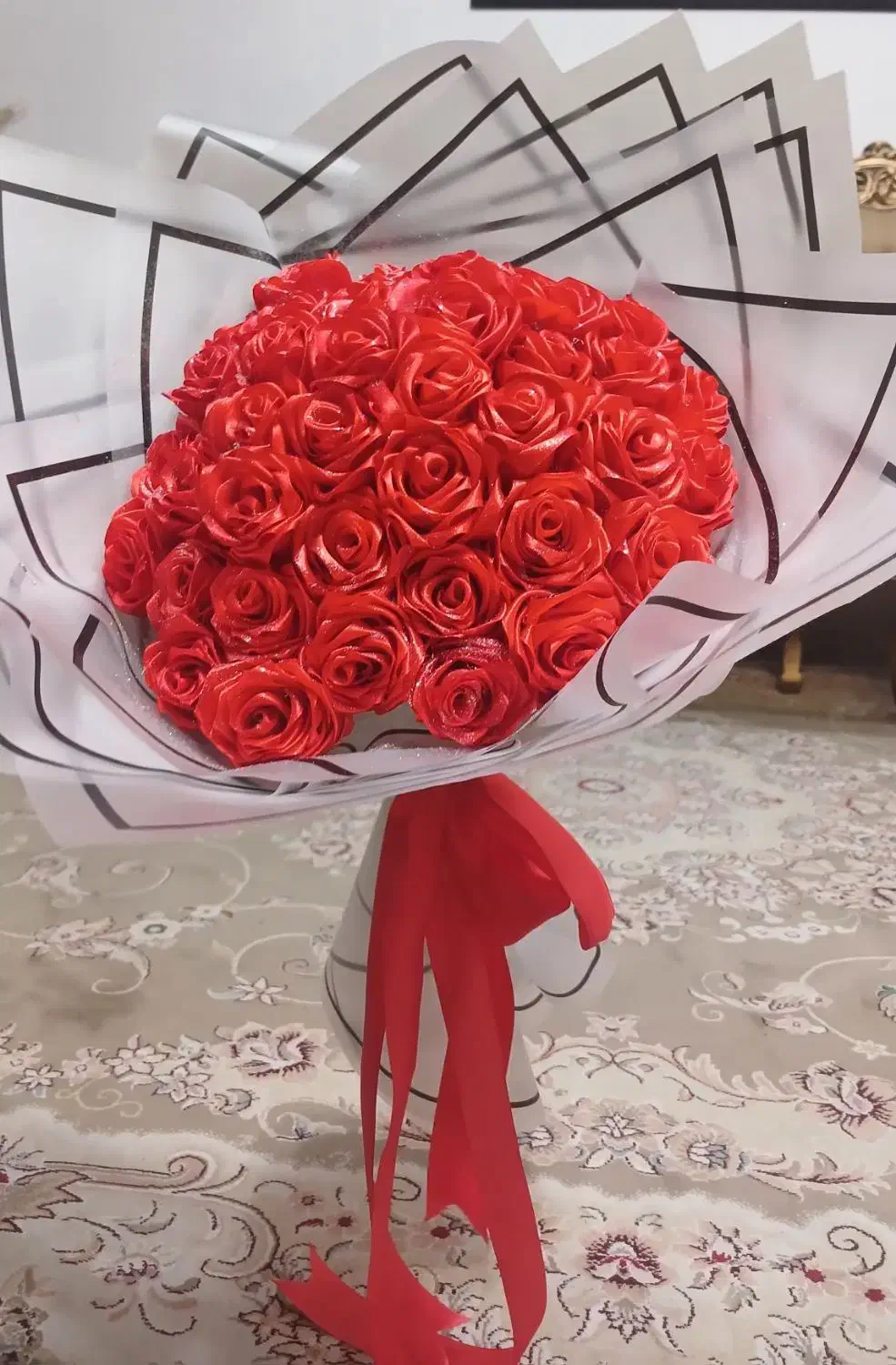 گل روبانی ۵۰ شاخه|گل مصنوعی|نجفآباد, یزدانشهر|دیوار