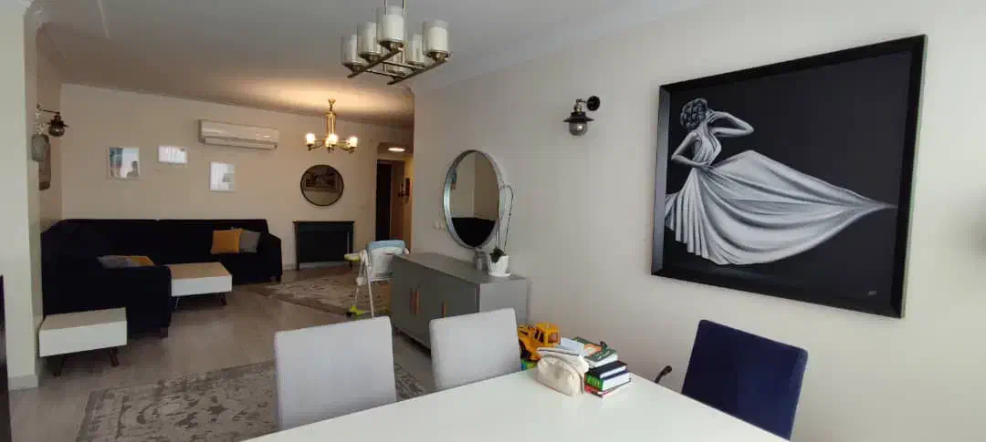 ۶۵ متر در سعادت آباد