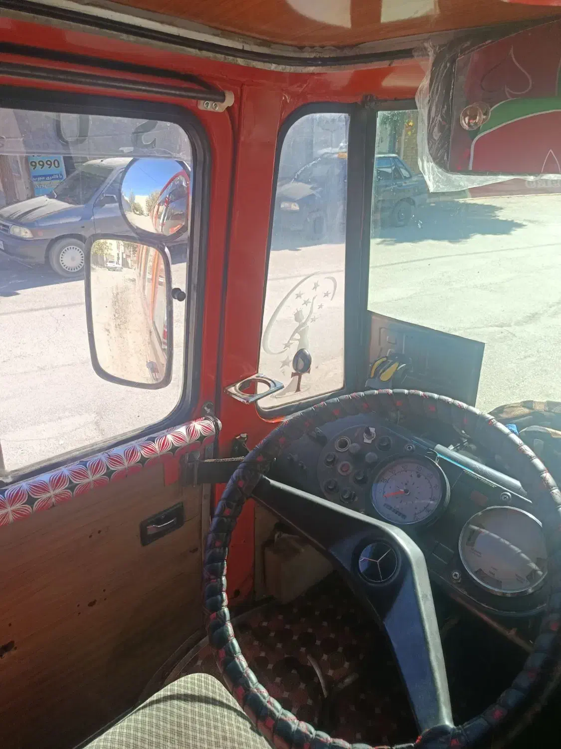 مینی بوس بنز فروشی عروسک|خودرو سنگین|الیگودرز, |دیوار