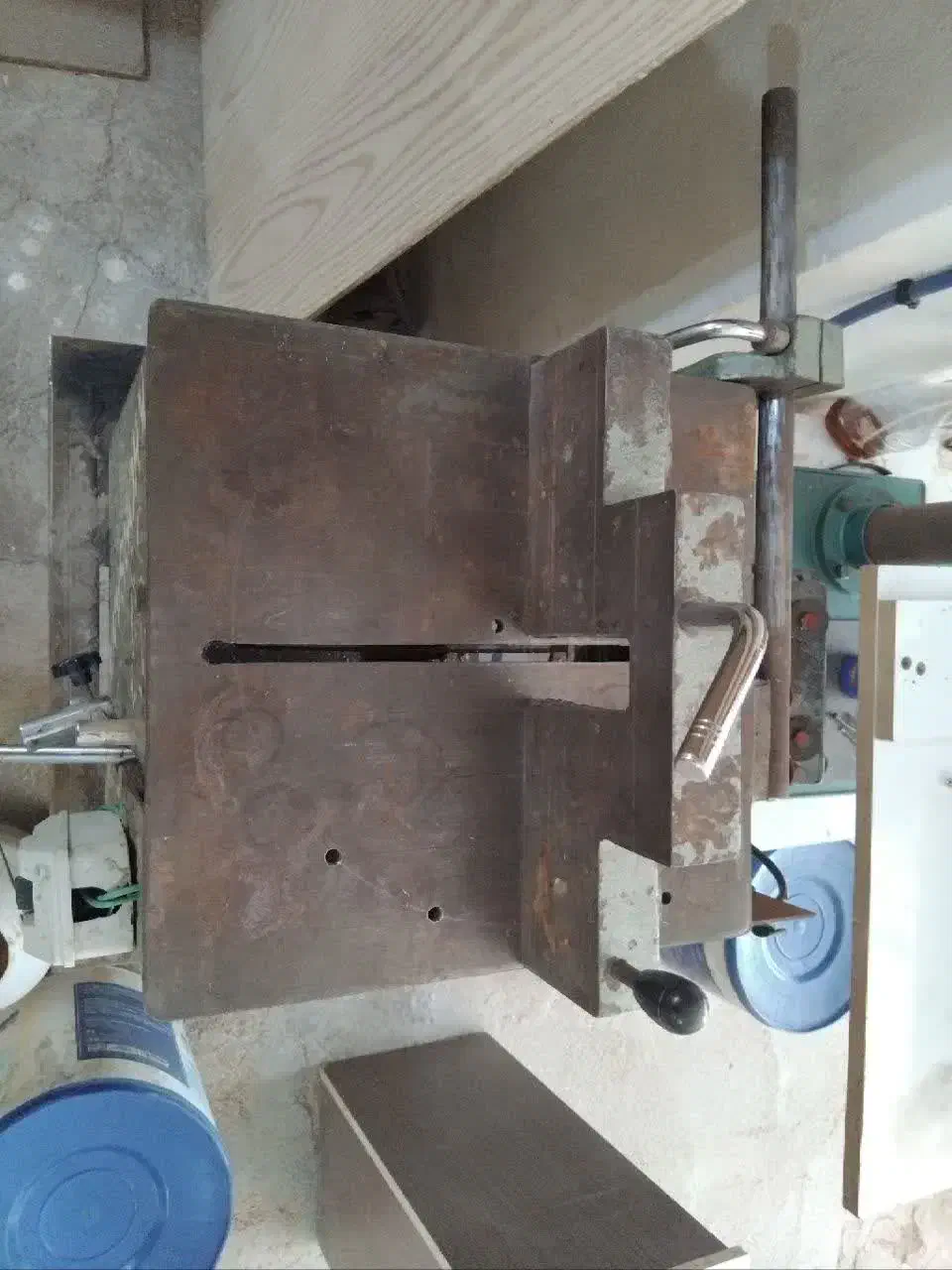 اساس نجاری فارسی بر|ابزارآلات|اصفهان, دوطفلان|دیوار