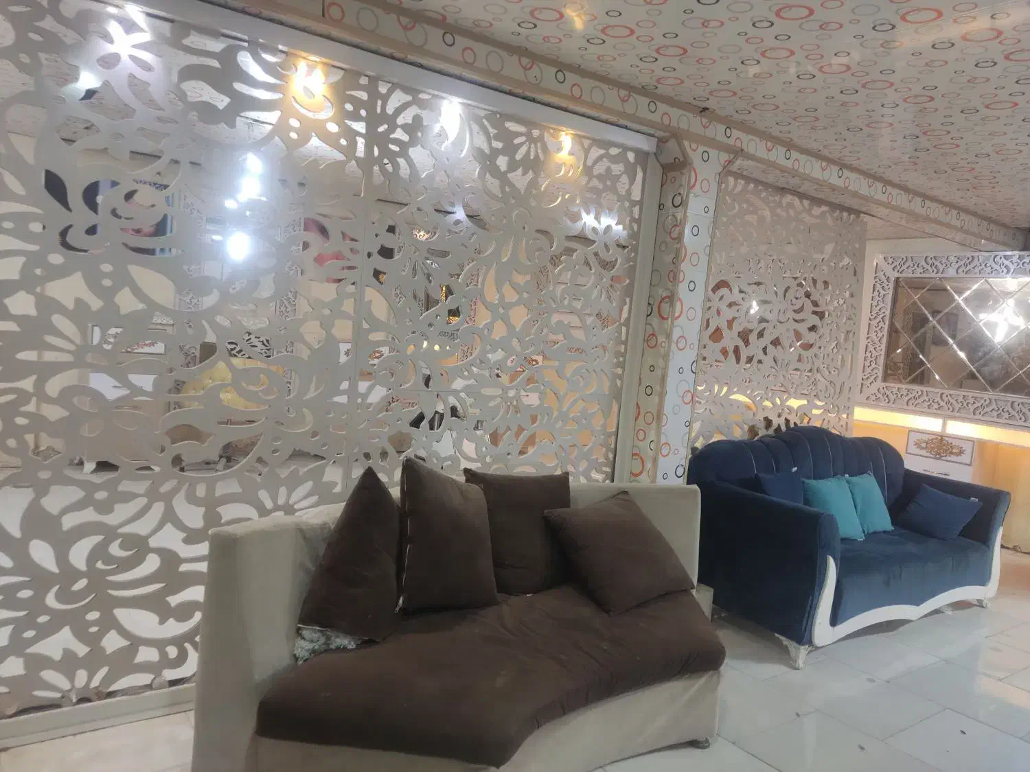 استند بزرگ و شلف جدا کننده فضا|کتابخانه، شلف، قفسههای دیواری|زاهدان, |دیوار