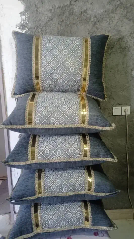 دوخت و دوز بالشت|استخدام صنعتی، فنی، مهندسی|زابل, |دیوار