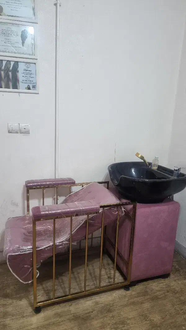 فروش  فوری وسایل به علت جابجایی|آرایشگاه و سالنهای زیبایی|رشت, دیلمان|دیوار