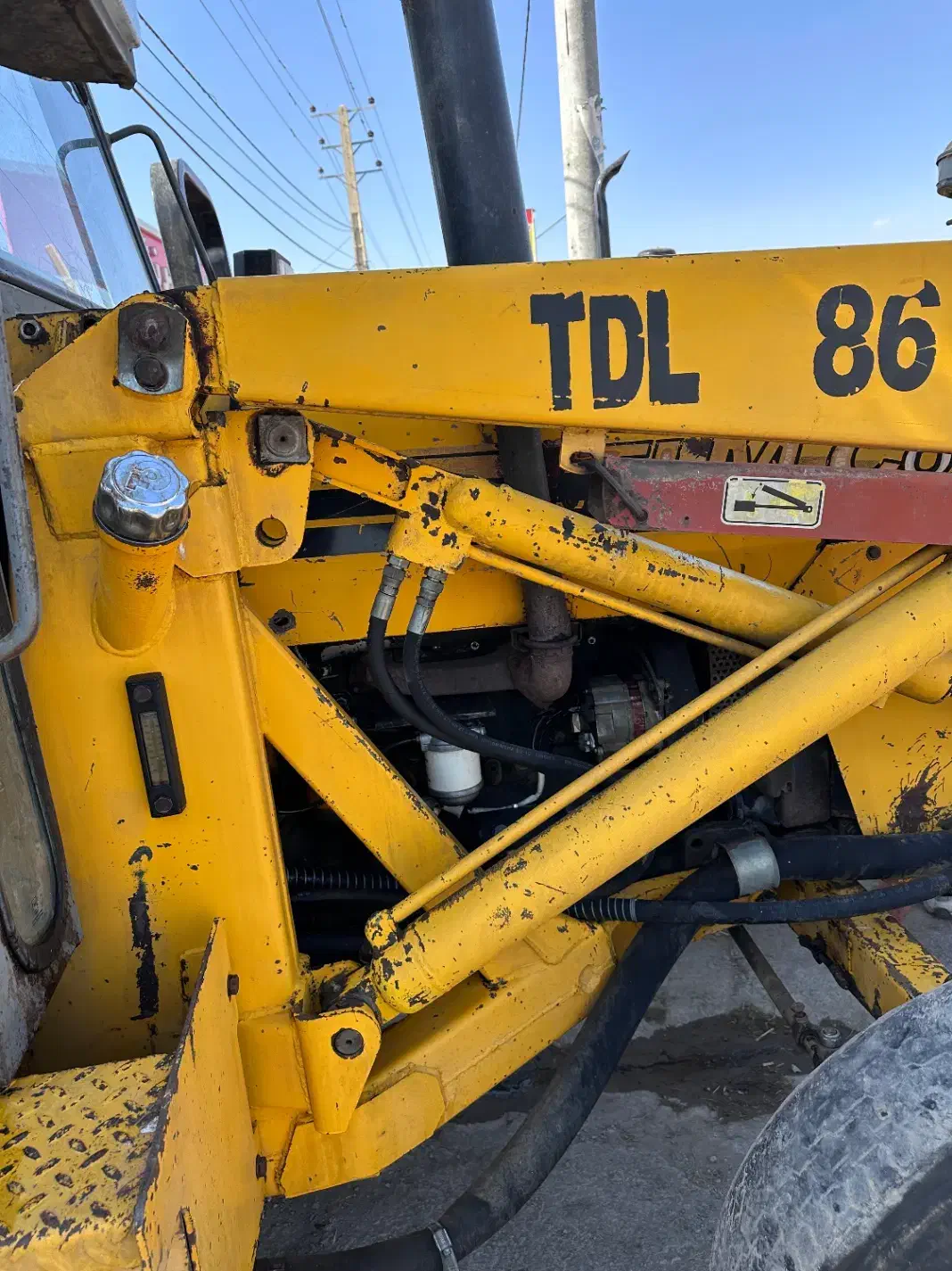 بیل بهکو تی دی ال ۸۶ مدل ۸۷|خودرو سنگین|میانه, |دیوار