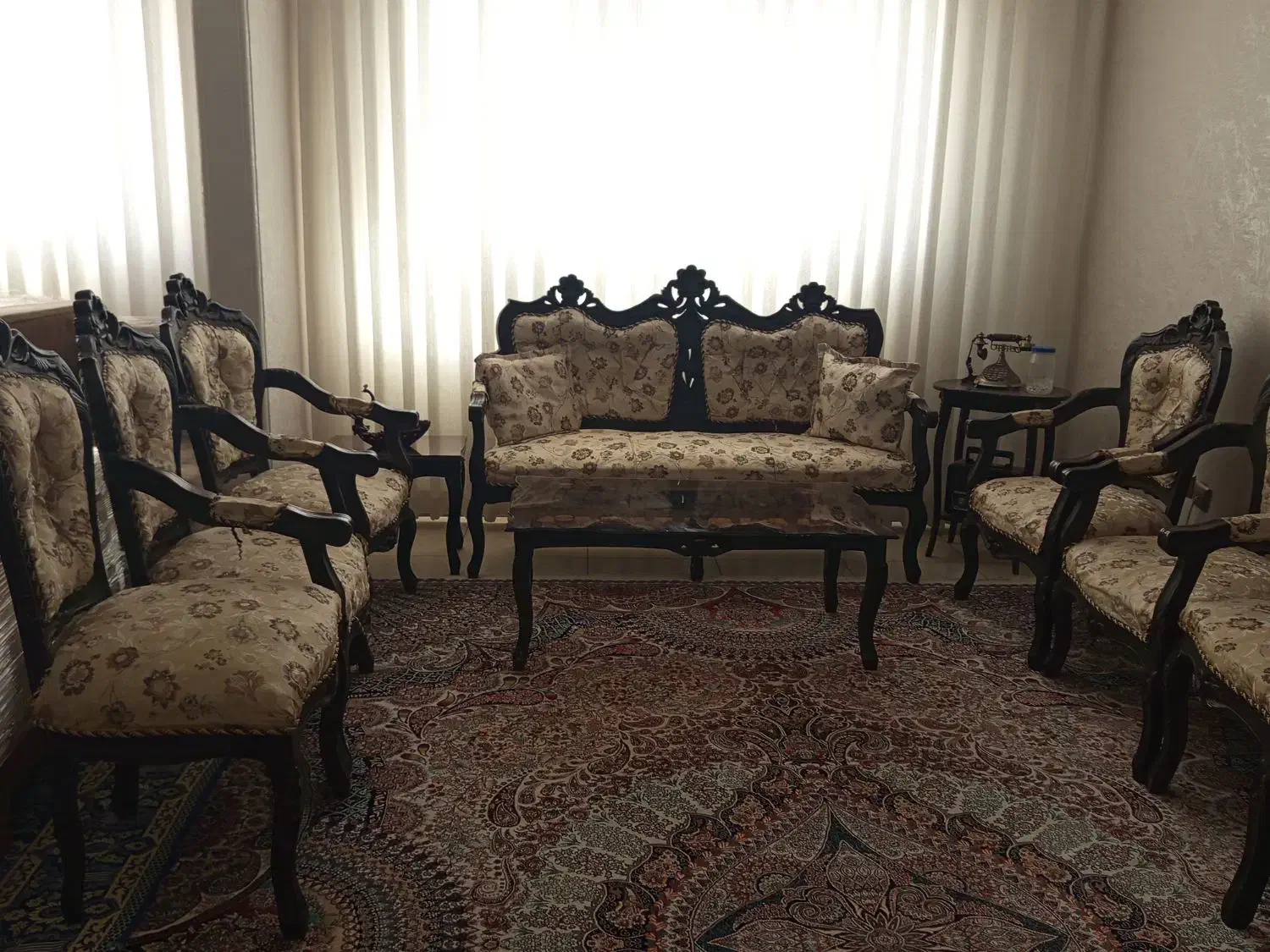 مبل|مبلمان خانگی و میز عسلی|قم, شهرک مهدیه (مدرس)|دیوار