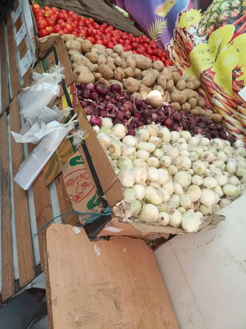 فروش بساط میوه فروشی|فروشگاه و مغازه|شیراز, فاضل|دیوار