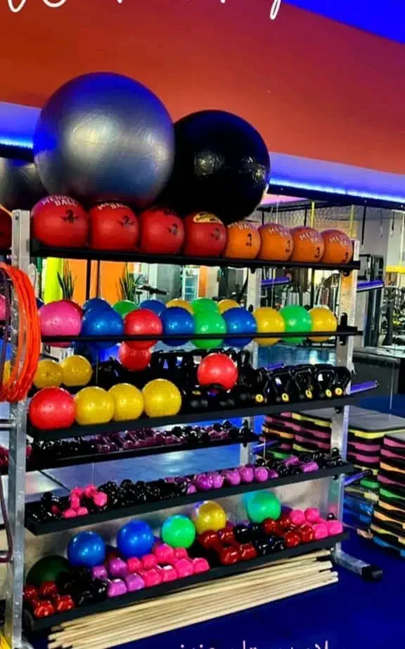 استخدام مربی هوازی در باشگاه غرب تهران|استخدام آموزشی|تهران, کوهک|دیوار