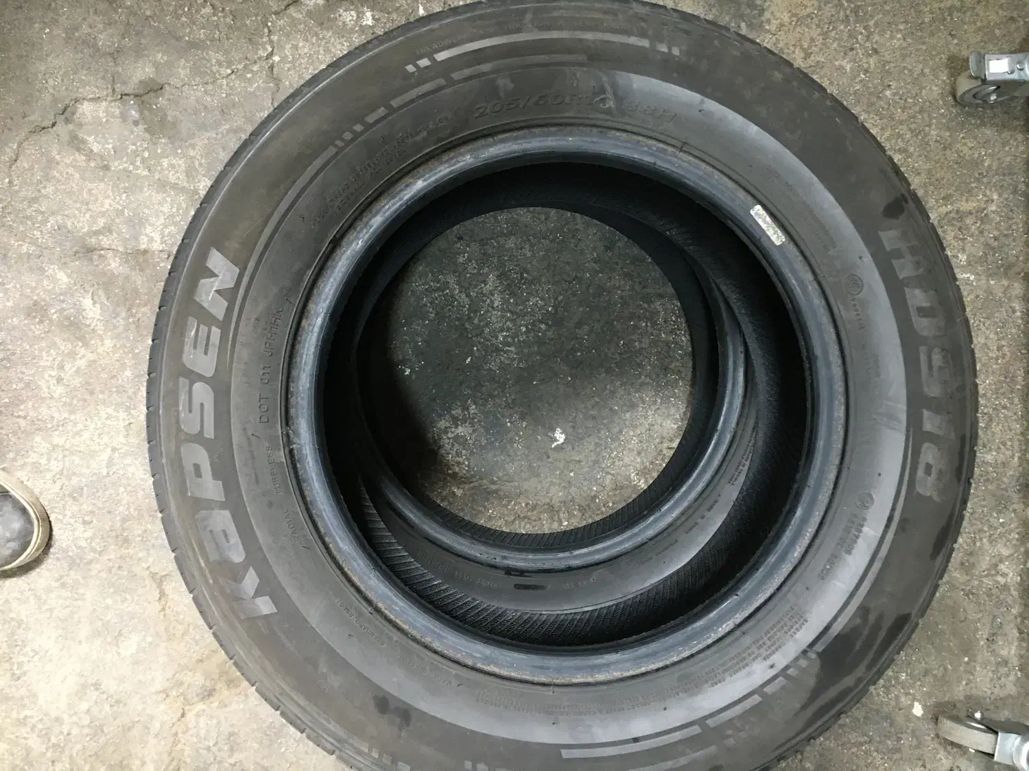 لاستیک کپسن|قطعات یدکی و لوازم جانبی|ملایر, |دیوار