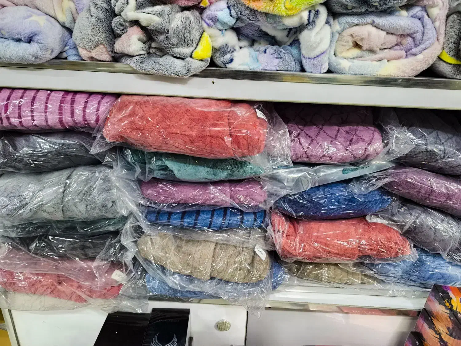 پتو دو نفره مسافرتی گرم بالا +تن پوش وارداتی|رختخواب، بالش، پتو|بندر ماهشهر, |دیوار