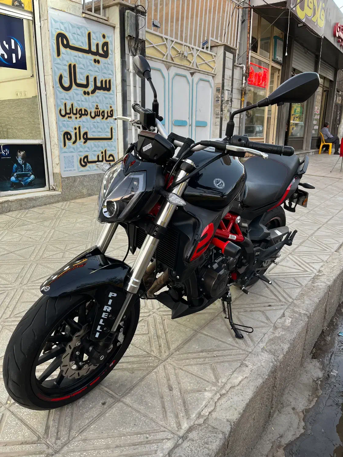 موتور بنلی ۳۰۰ جفت سیلندر|موتورسیکلت|کرمانشاه, |دیوار