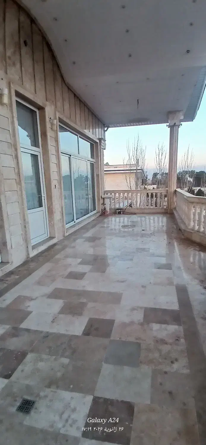 اجاره ویلا لاکچری|اجارهٔ کوتاهمدت ویلا و باغ|رباطکریم, پرندک|دیوار